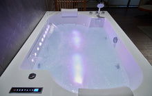 Load image into Gallery viewer, WB-8044 massage bathtub